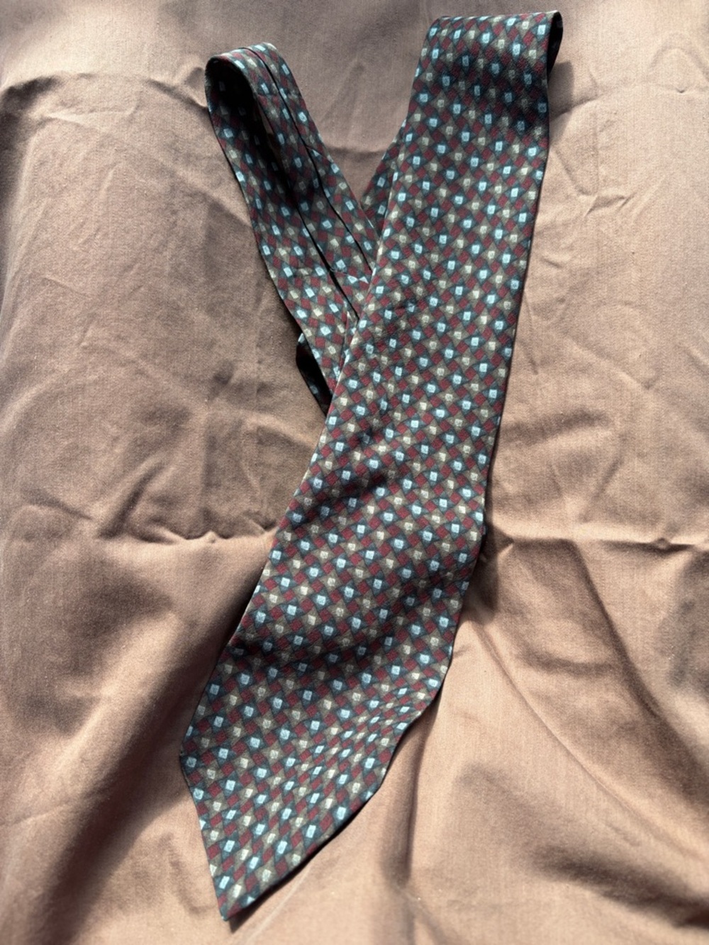 Dockers Burgundy Silk Tie with Diamond Pattern